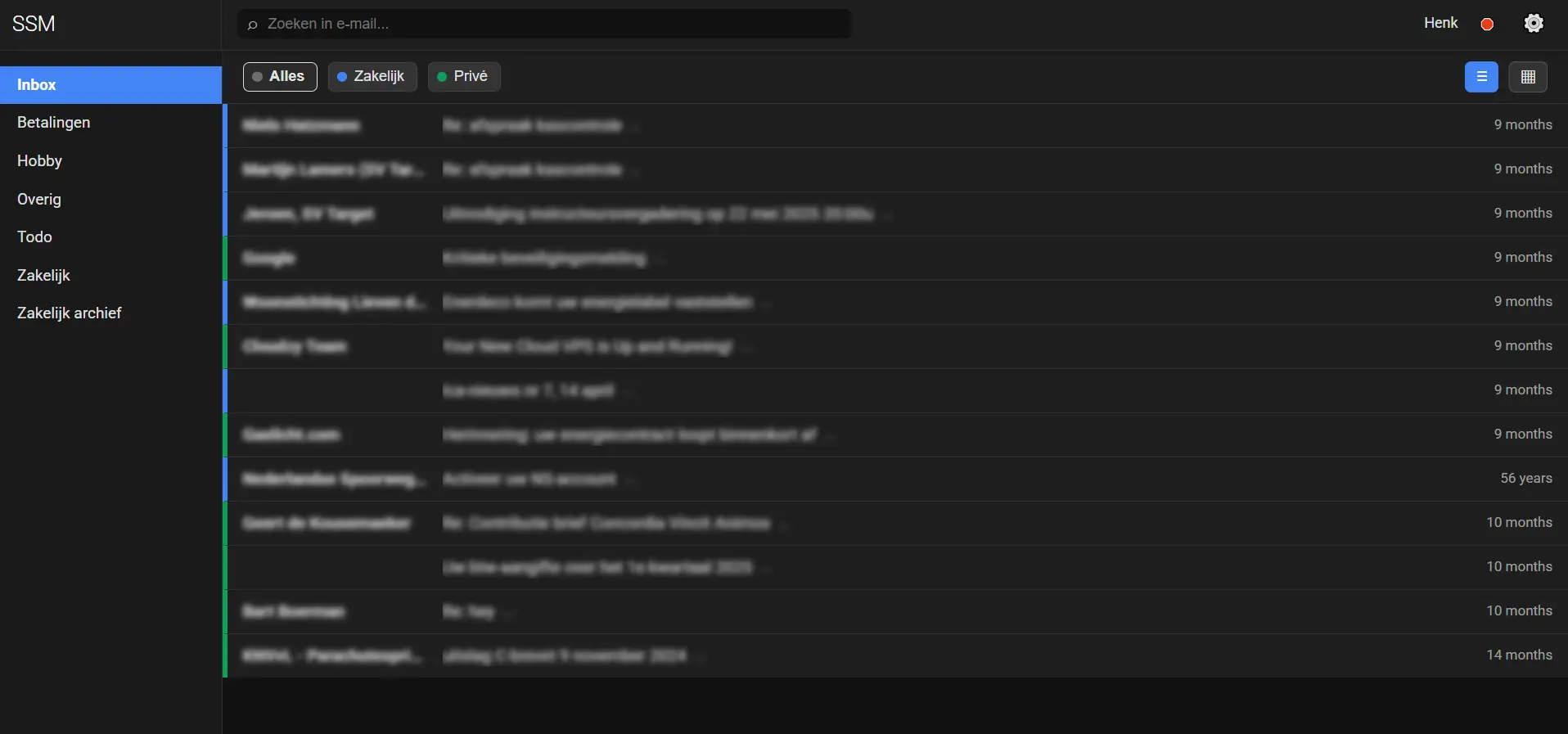 ServiceSupportMe: casella di posta e panoramica dei ticket con stati e priorità